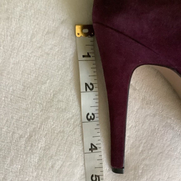 BCBG Suede Heels - Picture 7 of 9